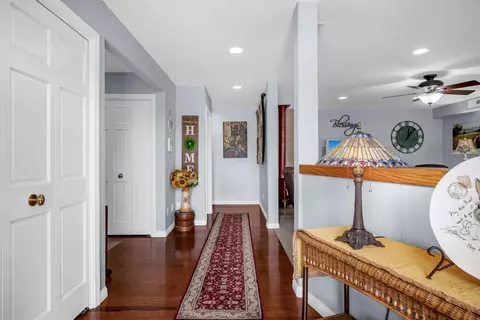 Entry Way - 281 Ursula Dr, Sutter Creek, CA 95685 photo 6 of 8