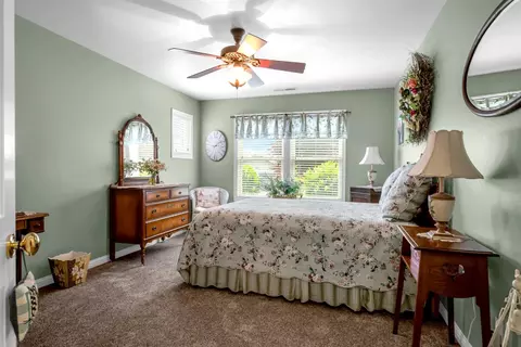 Bedroom - 281 Ursula Dr, Sutter Creek, CA 95685 photo 3 of 4