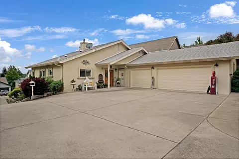 Exterior - 281 Ursula Dr, Sutter Creek, CA 95685 photo 6 of 9