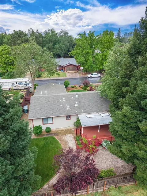 View/Area - 5705 Tudor Way, Loomis, CA 95650 photo 9 of 14