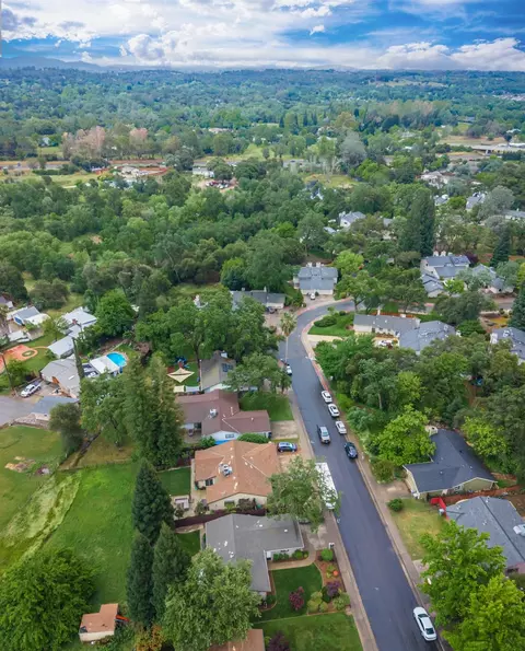 View/Area - 5705 Tudor Way, Loomis, CA 95650 photo 12 of 14