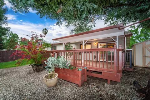 Exterior - 5705 Tudor Way, Loomis, CA 95650 photo 10 of 15