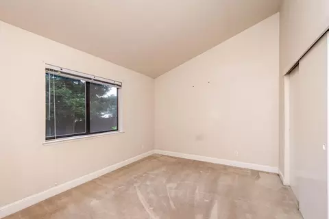 Bedroom - 5705 Tudor Way, Loomis, CA 95650 photo 5 of 6