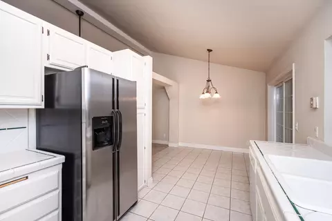 Kitchen - 5705 Tudor Way, Loomis, CA 95650 photo 4 of 5