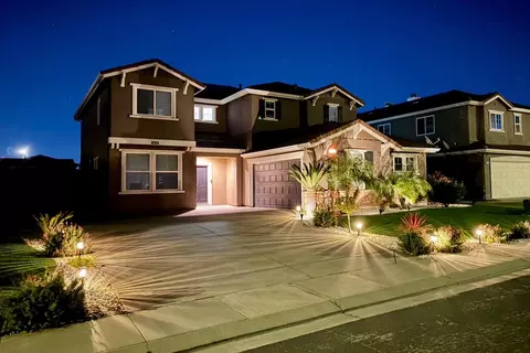 1781 Goldpoppy St, Manteca, CA 95337
