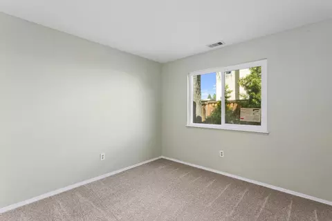 Bedroom - 3301 El Valle Way, Antelope, CA 95843 photo 3 of 6