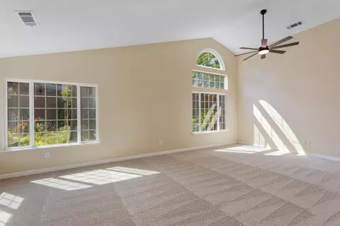 Living - 3301 El Valle Way, Antelope, CA 95843 photo 3 of 5