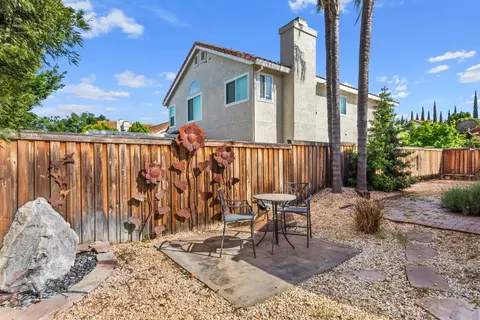 Exterior - 3301 El Valle Way, Antelope, CA 95843 photo 5 of 6