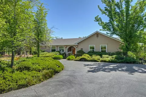 19539 Mountain Lion Rd, Grass Valley, CA 95945