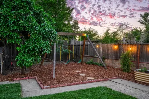 Exterior - 5925 Ranger Way, Carmichael, CA 95608 photo 9 of 14