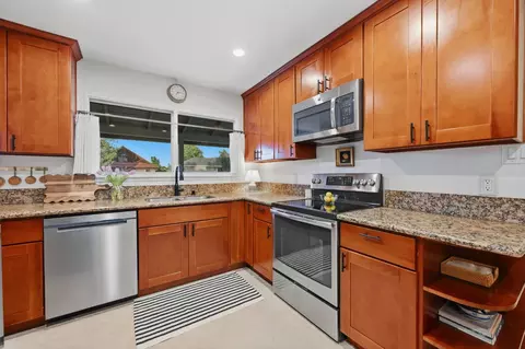 Kitchen - 5925 Ranger Way, Carmichael, CA 95608 photo 2 of 3