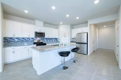 Kitchen - 989 Carbahal St, Winters, CA 95694 photo 1 of 3