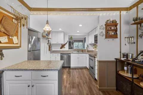 3554 Larchmont Square Ln, Sacramento, CA 95821