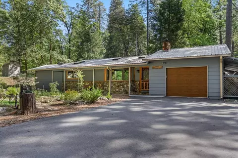 12501 Valley View Rd, Nevada City, CA 95959