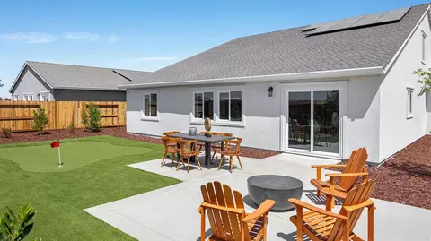 Exterior - 2327 Labrusca St, Manteca, CA 95337 photo 2 of 2