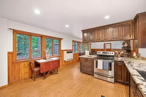 Kitchen - 34180 Cable Rd, Alta, CA 95701 photo 4 of 10