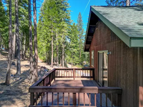 Exterior - 2167 Dardanelle Vis, Dorrington, CA 95223 photo 4 of 18