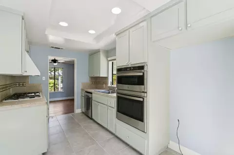 Entry Way - 2312 Garfield Ave, Carmichael, CA 95608 photo 1 of 1