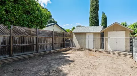 Exterior - 940 Constitution Way, Tracy, CA 95376 photo 14 of 17