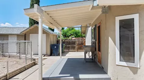 Exterior - 940 Constitution Way, Tracy, CA 95376 photo 15 of 17