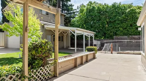 Exterior - 940 Constitution Way, Tracy, CA 95376 photo 10 of 17