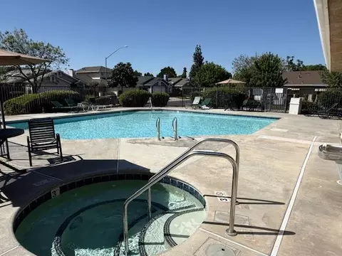 Exterior - 2924 Merle Ave, Modesto, CA 95355 photo 11 of 13