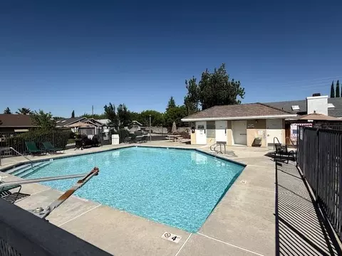 Exterior - 2924 Merle Ave, Modesto, CA 95355 photo 12 of 13