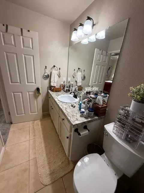 Bath - 2924 Merle Ave, Modesto, CA 95355 photo 7 of 7
