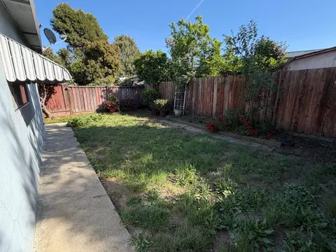 Exterior - 665 Bronte Ave, Watsonville, CA 95076 photo 6 of 7