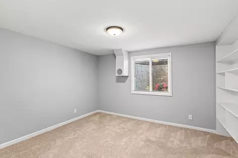 Bedroom - 8540 W Bates Ct, Tracy, CA 95304 photo 10 of 10