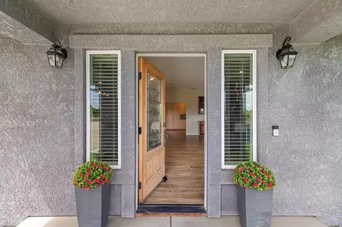 Entry Way - 8540 W Bates Ct, Tracy, CA 95304 photo 1 of 7