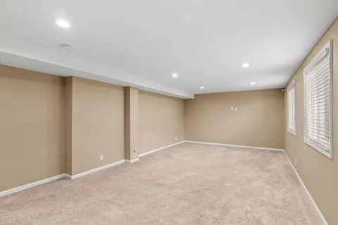 Living - 8540 W Bates Ct, Tracy, CA 95304 photo 6 of 6