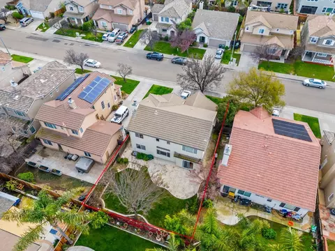 View/Area - 2547 Spencer Ln, Tracy, CA 95377 photo 9 of 10