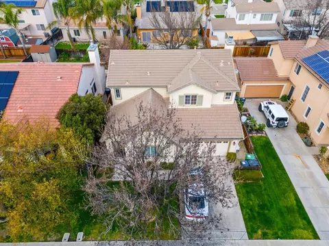 View/Area - 2547 Spencer Ln, Tracy, CA 95377 photo 3 of 10