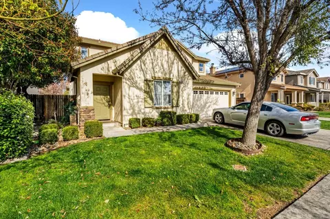 Exterior - 2547 Spencer Ln, Tracy, CA 95377 photo 3 of 5
