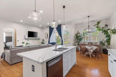 Kitchen - 623 John Roos, Ripon, CA 95366 photo 6 of 6