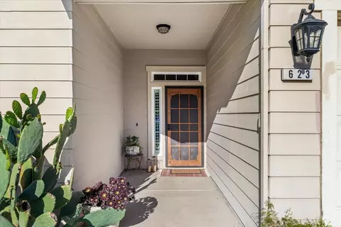 Entry Way - 623 John Roos, Ripon, CA 95366 photo 1 of 4