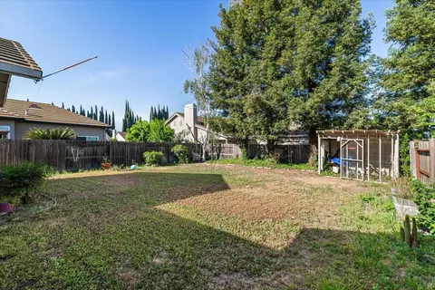 Exterior - 623 John Roos, Ripon, CA 95366 photo 6 of 9
