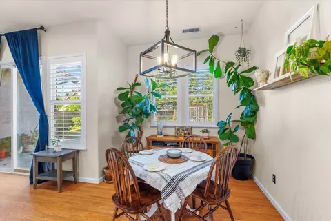 Dining - 623 John Roos, Ripon, CA 95366 photo 2 of 2