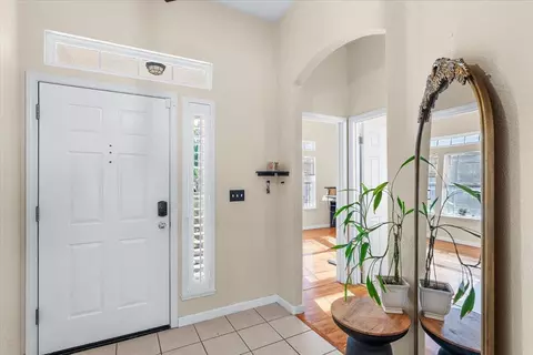 Entry Way - 623 John Roos, Ripon, CA 95366 photo 4 of 4