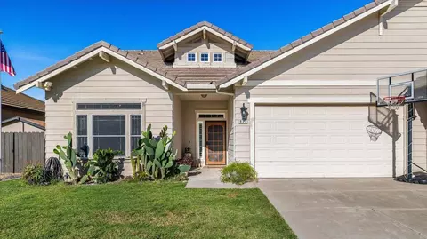Exterior - 623 John Roos, Ripon, CA 95366 photo 4 of 9