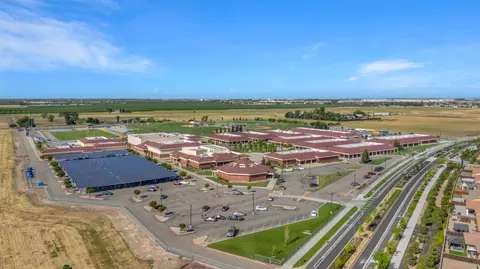 View/Area - 864 Loon St, Lathrop, CA 95330 photo 5 of 9