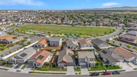 View/Area - 864 Loon St, Lathrop, CA 95330 photo 1 of 9
