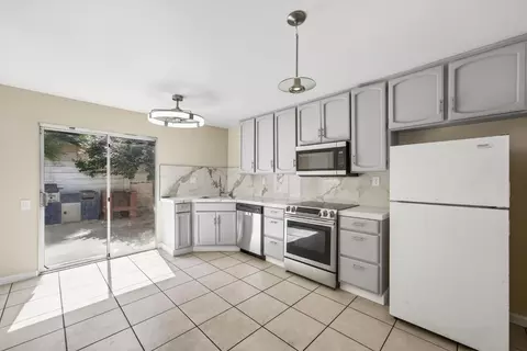 Kitchen - 2104 Sharon Way, Modesto, CA 95350 photo 1 of 5