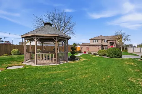 2117 Vincent Ave, Hughson, CA 95326