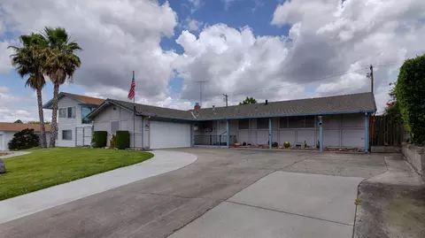 6324 Matterhorn Dr, Sacramento, CA 95842