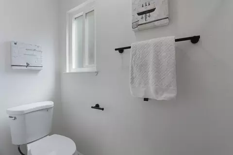 Bath - 2029 Venus Dr, Ceres, CA 95307 photo 3 of 4