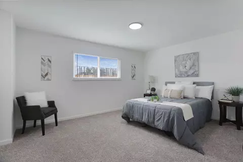 Bedroom - 2029 Venus Dr, Ceres, CA 95307 photo 4 of 5
