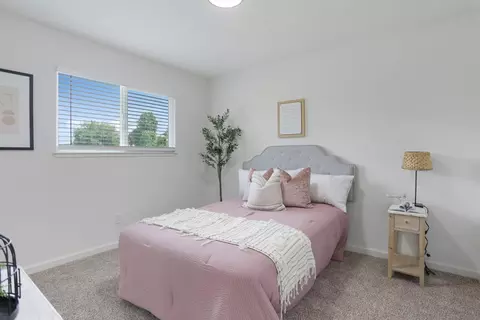 Bedroom - 2029 Venus Dr, Ceres, CA 95307 photo 3 of 5
