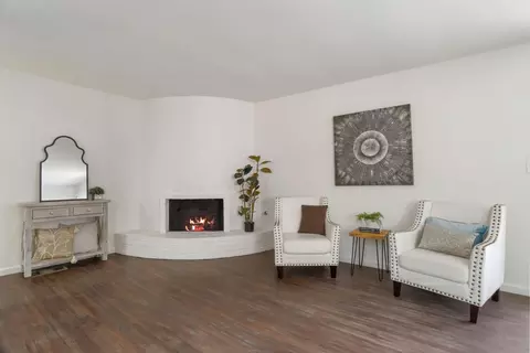 Living - 2029 Venus Dr, Ceres, CA 95307 photo 2 of 5